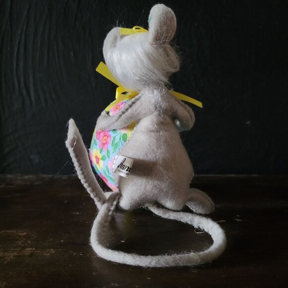 Annalee Lee Easter Girl Mouse with Large Floral Easter Egg, Easter Decor c. 2014 - Picture 6 of 8